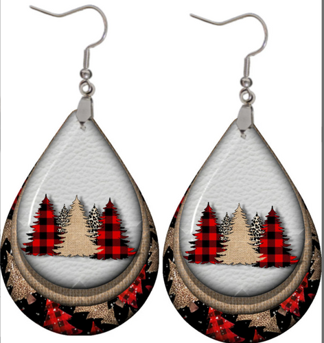 Christmas Tree teardrop earrings - Marcum Custom Graphics